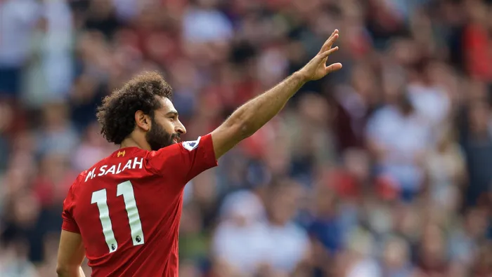 محمد صلاح لاعب نادي ليفربول